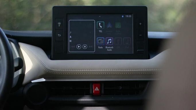 Used Toyota Yaris XP150 Facelift, 1.5 l, 2023 in Dubai by Cariva Used Cars , White color. GCC Specs | AUTO.AE