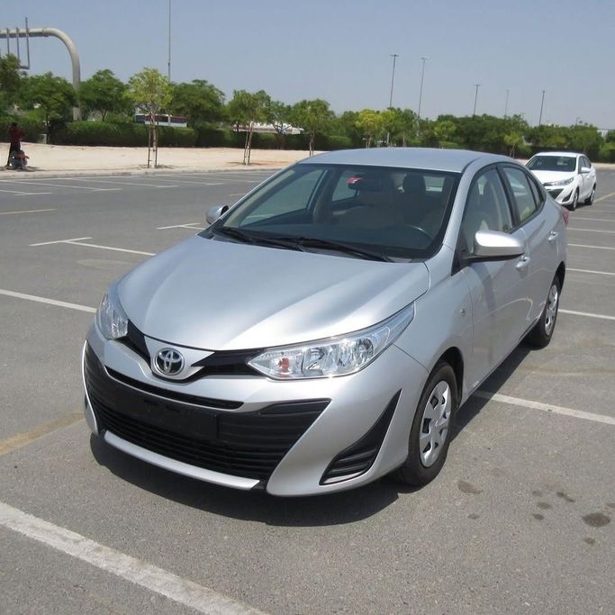 مستعملة Toyota Yaris فيس ليفت XP150 XP150, 1.5 l, 2019 في في دبي من KARGAL USED CARS، اللون فضي. مواصفات الخليج | AUTO.AE