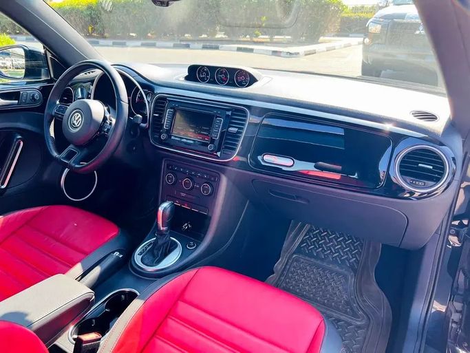 Used Volkswagen Beetle II (A5), 2.0 l, 2016 in Dubai by First Choice Motors, Black color. GCC Specs | AUTO.AE