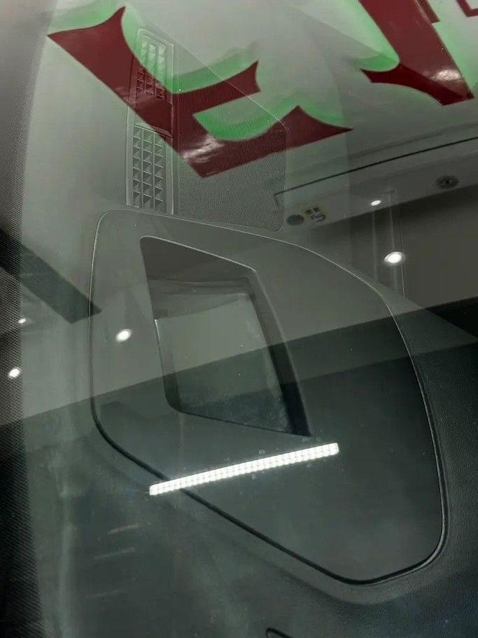 Подержанный Volkswagen Golf GTI GTI Clubsport VIII, 2.0 л, 2022 в Дубае от F1 Motors Черный цвет. GCC | AUTO.AE