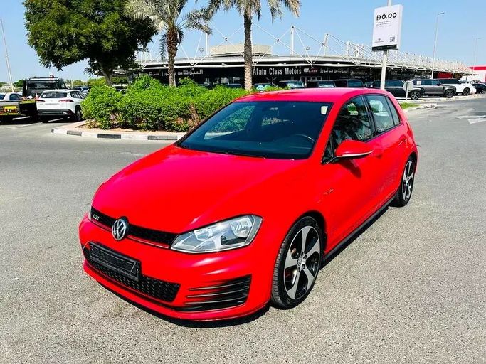 Подержанный Volkswagen Golf GTI GTI Clubsport VII, 2.0 л, 2016 в Дубае от First Choice Motors Красный цвет. GCC | AUTO.AE