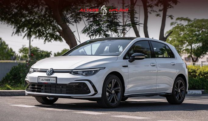 Новый Volkswagen Golf R VIII, 2.0 л, 2024 в Дубае от Altass Motors Белый цвет. Other | AUTO.AE