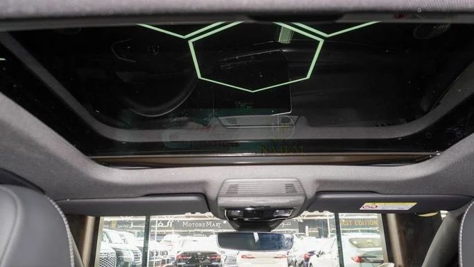 Новый Volkswagen Golf R VIII, 2.0 л, 2025 в Дубае от Najem Motors Серый цвет. Китайская | AUTO.AE