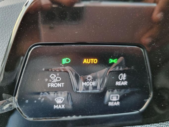 Новый Volkswagen Golf VIII Рестайлинг, 1.5 л, 2025 в Дубае от GR Auto Серый цвет. Китайская | AUTO.AE
