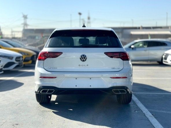 Новый Volkswagen Golf VIII, 1.4 л, 2024 в Дубае от Titanum Cars Белый цвет. Other | AUTO.AE