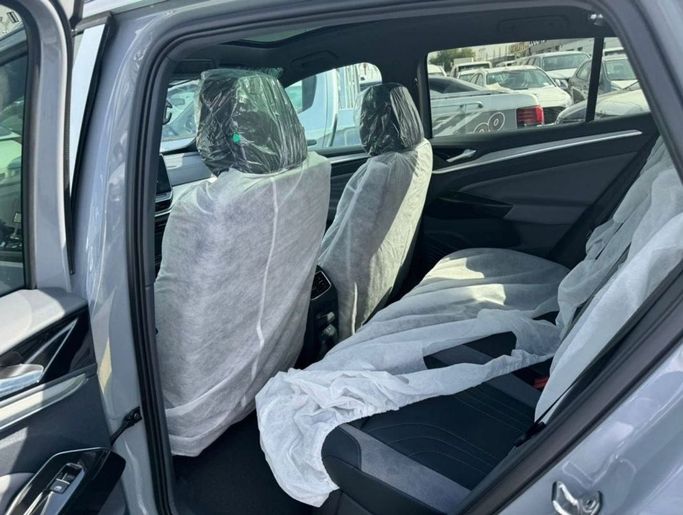 Новый Volkswagen ID.4, 2023 в Дубае от Mohamed Hakim Motors Серый цвет. Other | AUTO.AE