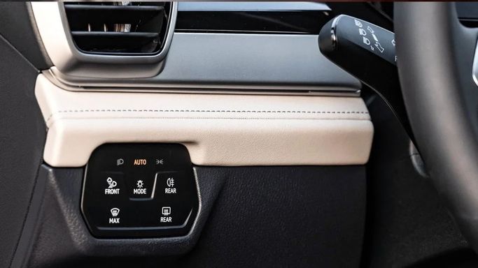 Новый Volkswagen ID.6, 2021 в Дубае от Altass Motors Белый цвет. Other | AUTO.AE