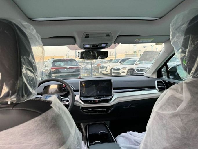 Новый Volkswagen ID.6, 2023 в Дубае от Mohamed Hakim Motors Синий цвет. Other | AUTO.AE