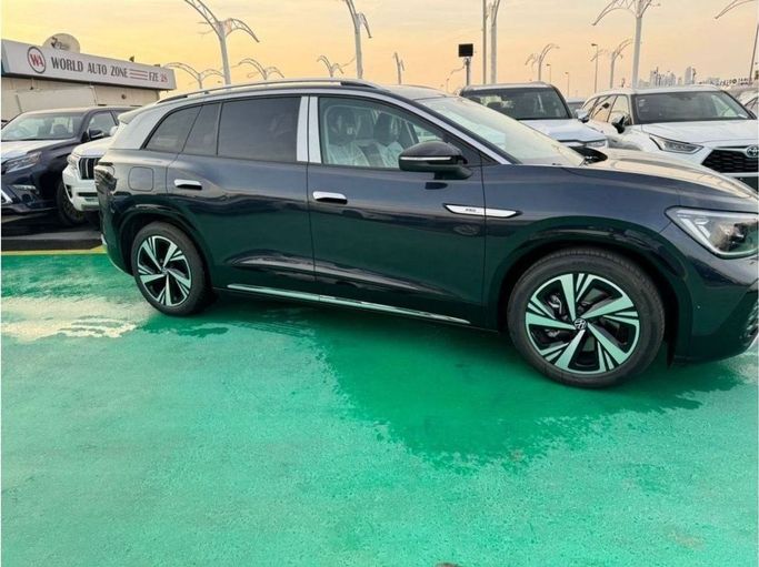 Новый Volkswagen ID.6, 2023 в Дубае от Mohamed Hakim Motors Синий цвет. Other | AUTO.AE