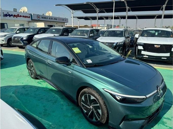 Новый Volkswagen ID.7, 2024 в Дубае от Mohamed Hakim Motors Зеленый цвет. Other | AUTO.AE