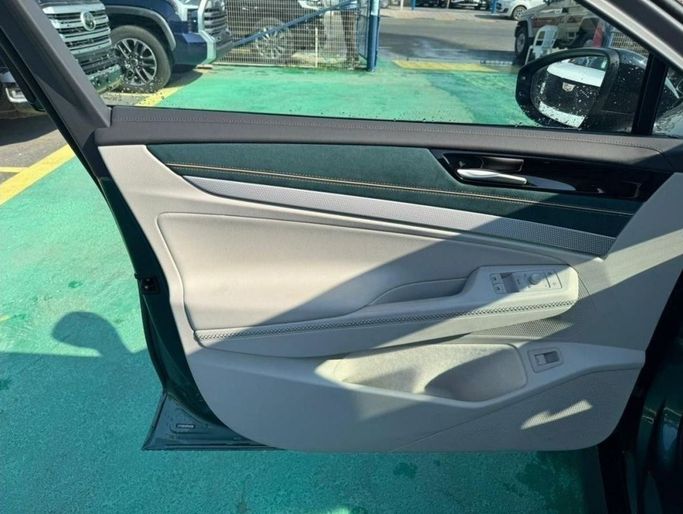 Новый Volkswagen ID.7, 2024 в Дубае от Mohamed Hakim Motors Зеленый цвет. Other | AUTO.AE