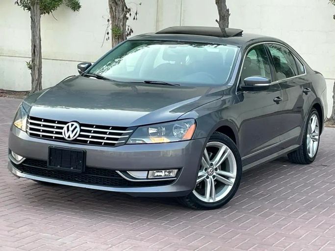 Used Volkswagen Passat B7, 1.8 l, 2015 in Dubai by AL MARWA CARS, Grey color. GCC Specs | AUTO.AE | Listing #266034