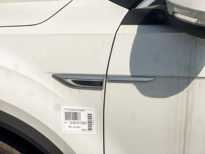 New Volkswagen T-Roc I Facelift, 1.5 l, 2025 in Dubai by Al Rawnaq Motors , White color. Chinese Specs | AUTO.AE