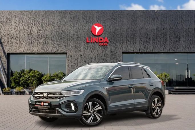Подержанный Volkswagen T-Roc I Рестайлинг, 1.5 л, 2024 в Дубае от Linda Cars Серый цвет. GCC | AUTO.AE | Объявление #272384