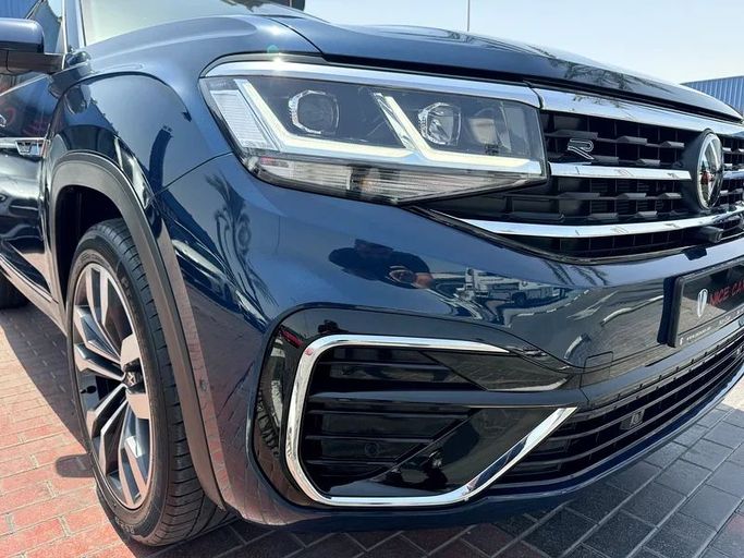 Подержанный Volkswagen Teramont I Рестайлинг, 3.6 л, 2023 в Дубае от Nice Cars Motos Черный цвет. GCC | AUTO.AE