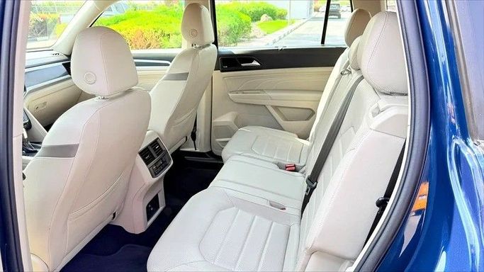 Подержанный Volkswagen Teramont I Рестайлинг, 3.6 л, 2021 в Дубае от AG Motors Синий цвет. GCC | AUTO.AE