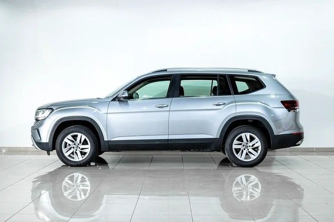 Used Volkswagen Teramont I Facelift (China Market), 2.0 l, 2022 in Dubai by AG Motors, Silver color. GCC Specs | AUTO.AE