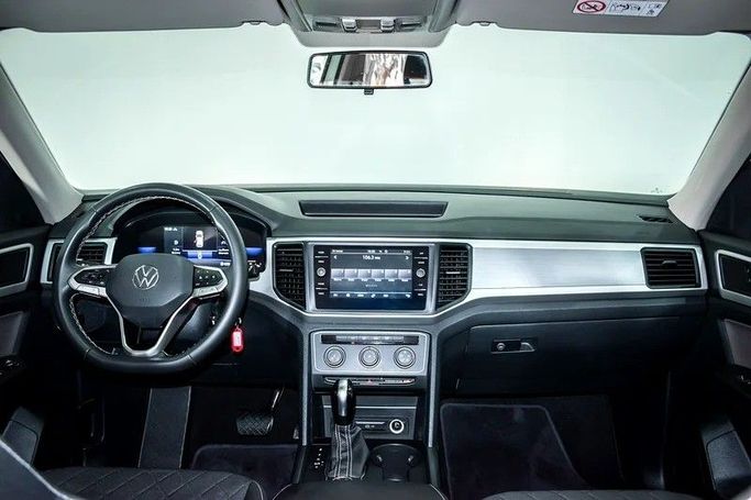 Подержанный Volkswagen Teramont I Рестайлинг (China Market), 2.0 л, 2022 в Дубае от AG Motors Белый цвет. GCC | AUTO.AE