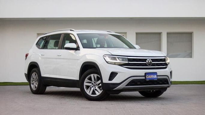 Used Volkswagen Teramont I Facelift (China Market), 2.0 l, 2022 in Dubai by Cariva Used Cars , White color. GCC Specs | AUTO.AE