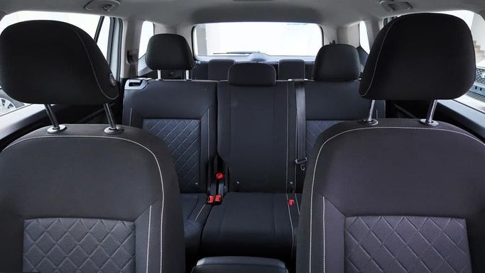 Used Volkswagen Teramont I Facelift (China Market), 2.0 l, 2022 in Dubai by Cariva Used Cars , White color. GCC Specs | AUTO.AE