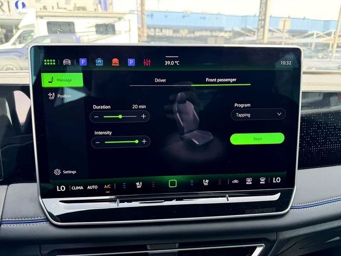 Used Volkswagen Tiguan II Facelift, 2.0 l, 2025 in Dubai by Nice Cars Motos, Black color. GCC Specs | AUTO.AE