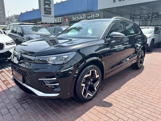 Подержанный Volkswagen Tiguan III (China Market), 2.0 л, 2024 в Дубае от Nice Cars Motos Черный цвет. Other | AUTO.AE