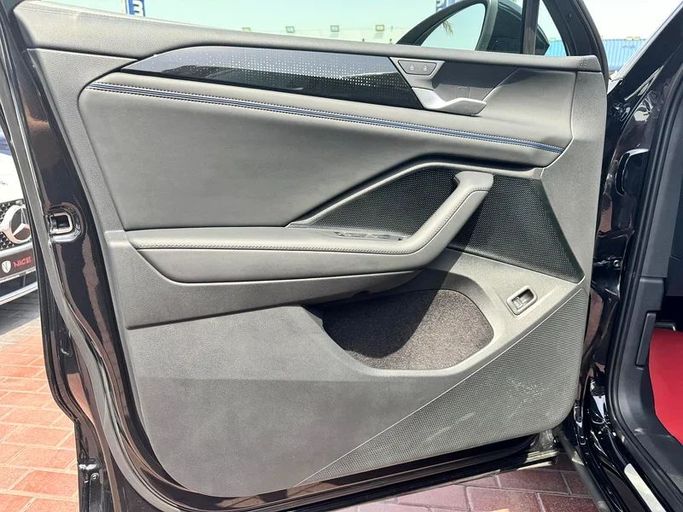 Подержанный Volkswagen Tiguan III (China Market), 2.0 л, 2024 в Дубае от Nice Cars Motos Черный цвет. Other | AUTO.AE