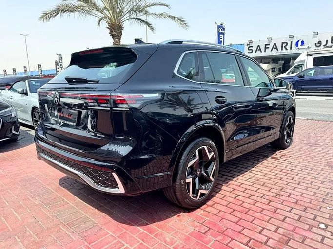 Подержанный Volkswagen Tiguan III (China Market), 2.0 л, 2024 в Дубае от Nice Cars Motos Черный цвет. Other | AUTO.AE