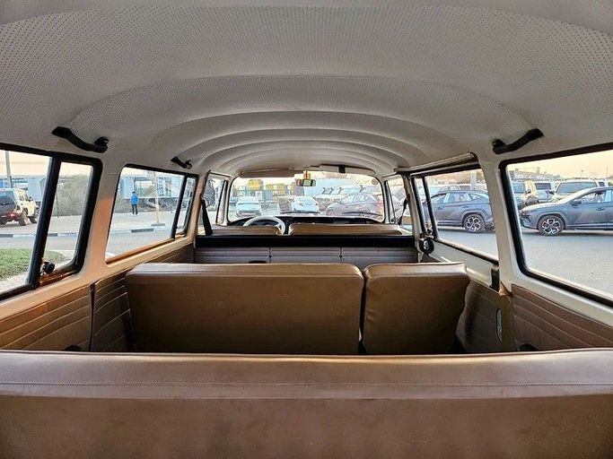 Used Volkswagen Type 2 T2, 1.6 l, 1971 in Dubai by Irfan Motors, Blue color. Japanese Specs | AUTO.AE