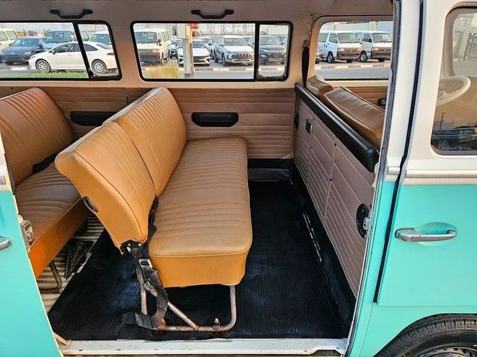 Used Volkswagen Type 2 T2, 1.6 l, 1971 in Dubai by Irfan Motors, Blue color. Japanese Specs | AUTO.AE