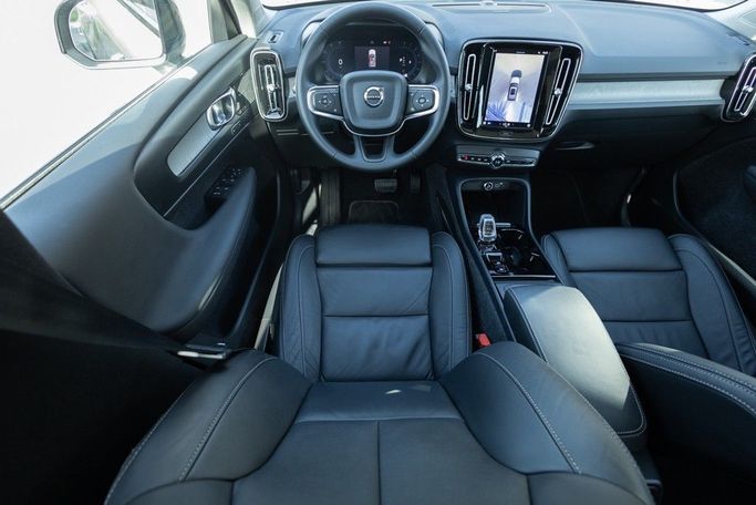 Used Volvo XC40 I Facelift, 1.5 l, 2023 in Dubai by Linda Cars, Silver color. GCC Specs | AUTO.AE