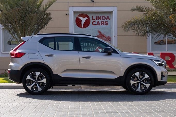 Used Volvo XC40 I Facelift, 1.5 l, 2023 in Dubai by Linda Cars, Silver color. GCC Specs | AUTO.AE