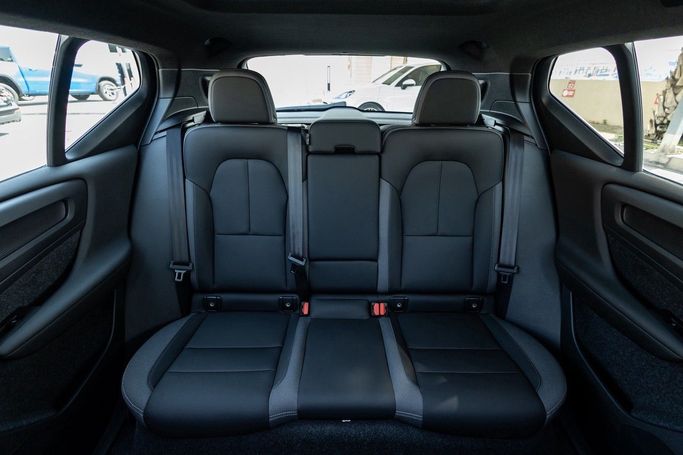 New Volvo XC40 I Facelift, 2.0 l, 2024 in Dubai by Linda Cars, Silver color. Chinese Specs | AUTO.AE