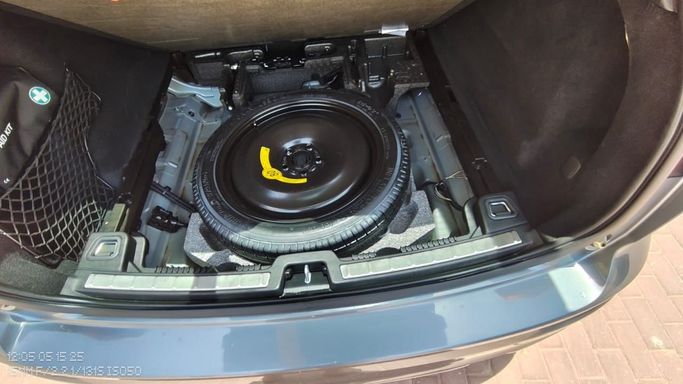 Подержанный Volvo XC60 II Рестайлинг, 2.0 л, 2021 в Дубае Серебристый цвет. GCC | AUTO.AE