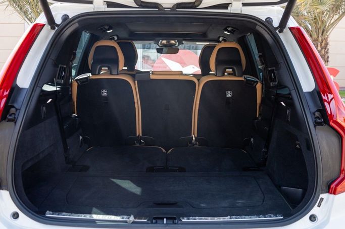 Used Volvo XC90 II Facelift 1, 2.0 l, 2023 in Dubai by Linda Cars, White color. GCC Specs | AUTO.AE