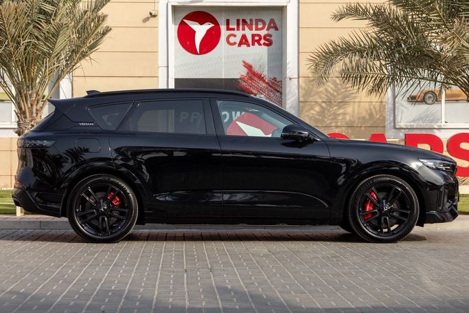 Новый Voyah Free I Рестайлинг, 1.5 л, 2025 в Дубае от Linda Cars Черный цвет. Китайская | AUTO.AE