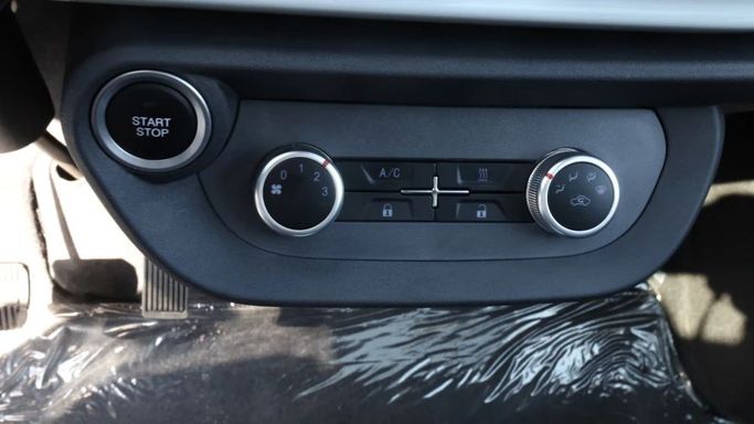 New XEV Yoyo, 2024 in Dubai by JES Motors, White color. Other | AUTO.AE