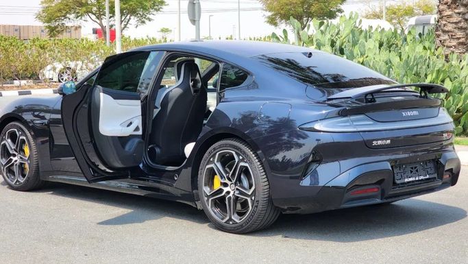 New Xiaomi SU7, 2024 in Dubai by Alwan Global Cars, Black color. Other | AUTO.AE