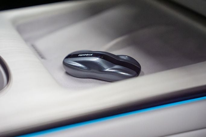 Новый Xiaomi SU7 Pro, 2024 в Дубае от PUPIL OF FATE MOTORS Голубой цвет. Other | AUTO.AE