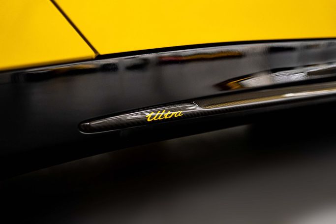 جديدة Xiaomi SU7 Ultra, 2025 في في دبي من PUPIL OF FATE MOTORS، اللون أصفر. أخرى | AUTO.AE