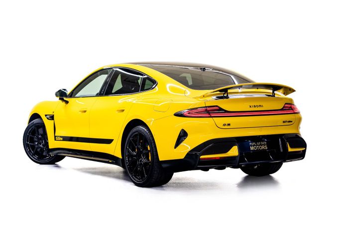 جديدة Xiaomi SU7 Ultra, 2025 في في دبي من PUPIL OF FATE MOTORS، اللون أصفر. أخرى | AUTO.AE