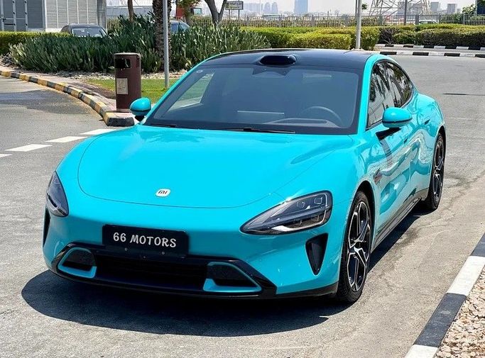 Подержанный Xiaomi SU7 Ultra, 2024 в Дубае от 66 Motors Голубой цвет. Китайская | AUTO.AE