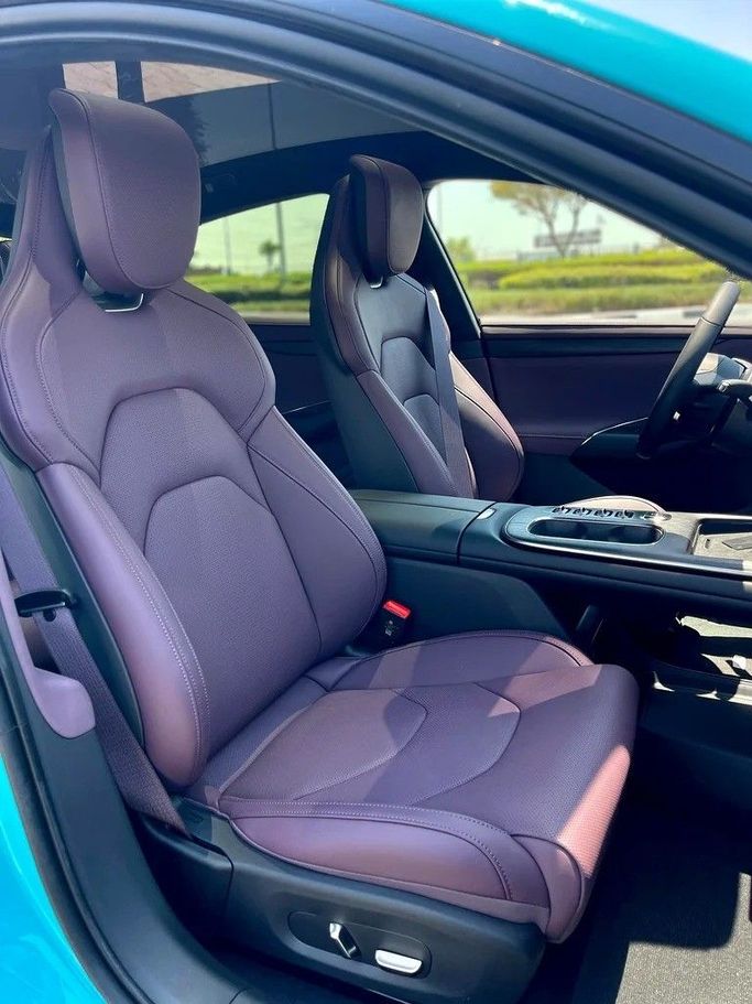 Подержанный Xiaomi SU7 Ultra, 2024 в Дубае от 66 Motors Голубой цвет. Китайская | AUTO.AE