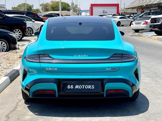 Подержанный Xiaomi SU7 Ultra, 2024 в Дубае от 66 Motors Голубой цвет. Китайская | AUTO.AE