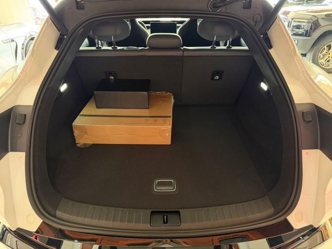 New Xiaomi YU7, 2025 in Dubai by Billion Auto , White color. Chinese Specs | AUTO.AE