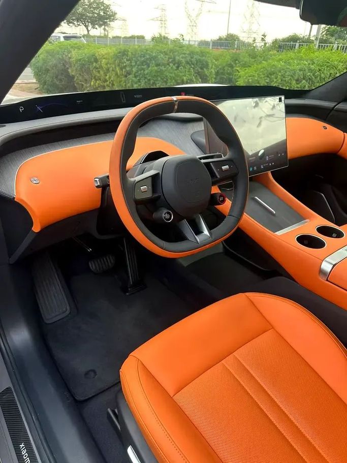 Новый Xiaomi YU7, 2025 в Дубае от First Choice Motors Серый цвет. Канадская | AUTO.AE