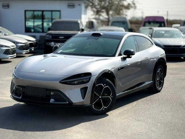 Новый Xiaomi YU7 Max, 2025 в Дубае от ZEESHAN MOTORS FZCO Серый цвет. Китайская | AUTO.AE