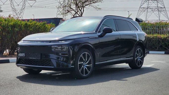 Новый Xpeng G9, 2024 в Дубае от Alwan Global Cars Черный цвет. Other | AUTO.AE