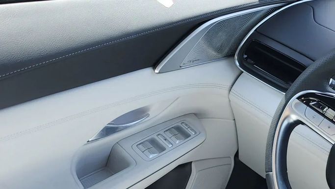 Новый Xpeng G9, 2024 в Дубае от Alwan Global Cars Черный цвет. Other | AUTO.AE