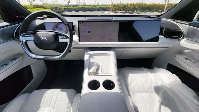 Новый Xpeng G9, 2024 в Дубае от Alwan Global Cars Черный цвет. Other | AUTO.AE